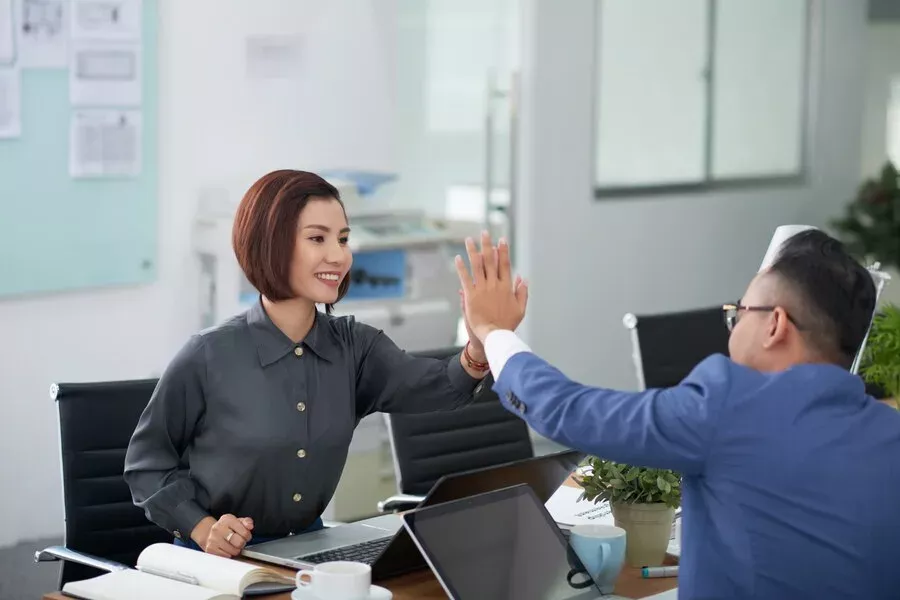 cara meningkatkan retensi karyawan 