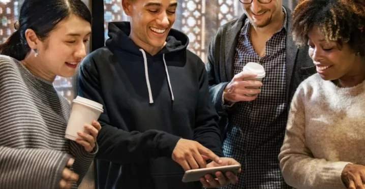 organisasi dan komunitas