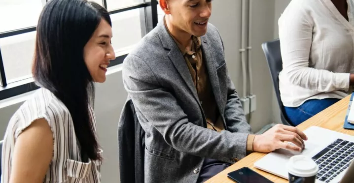 Contoh-Reward-untuk-Karyawan