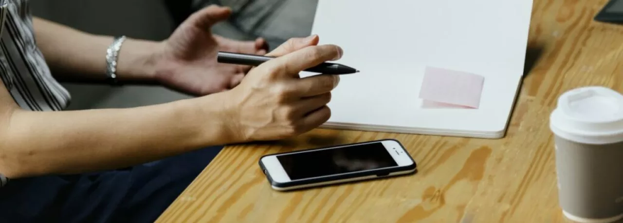 Apa-itu-Notulen-Kenali-4-Manfaat-Notulen-Rapat