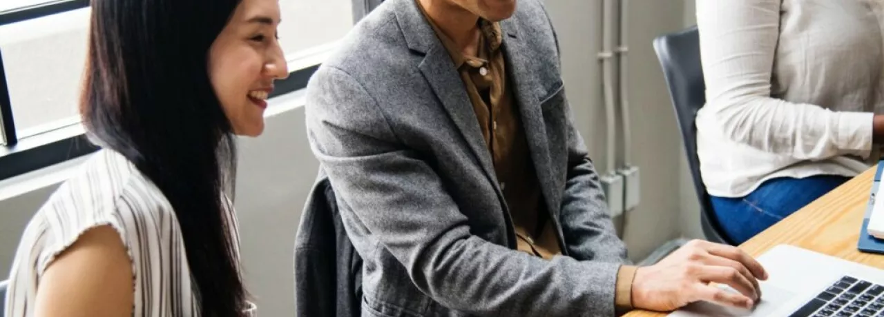 Contoh-Reward-untuk-Karyawan