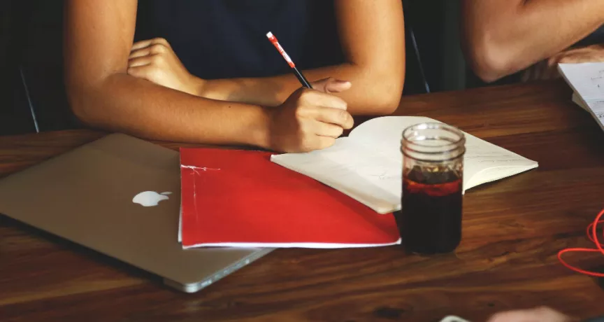 7-Ide-Acara-Bonding-Karyawan