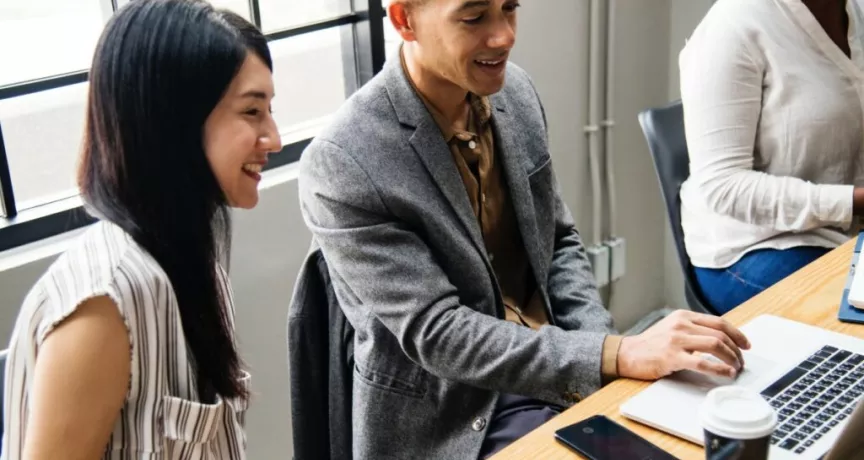 Contoh-Reward-untuk-Karyawan