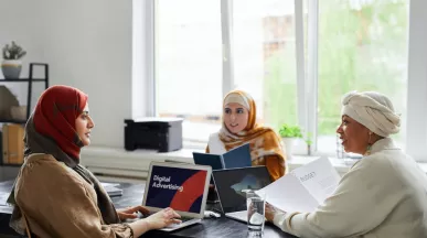 menghargai usaha orang lain