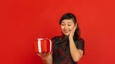 hadiah imlek karyawan